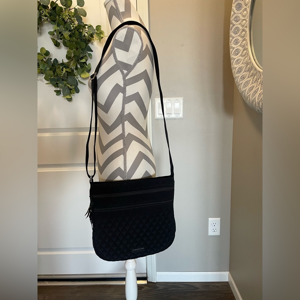 Beautiful Vera Bradley hipster crossbody
